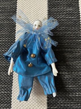 Silvestri Rare Find Perfect Condition Vintage Pierrot Porcelain Clown Blue.